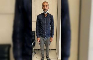 Cam silme bahanesiyle gasp girişimine 3 gözaltı