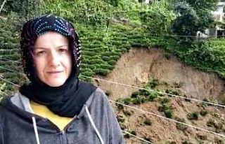 Çay bahçesindeki heyelanı gören anne ile kızı...