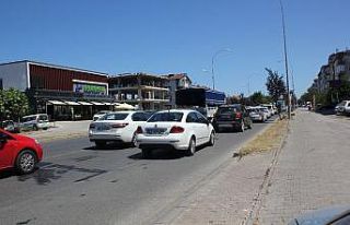 Çevre yolundaki çalışma ilçede trafiği felç...