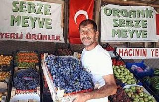 Cimin üzümü tezgahtaki yerini aldı