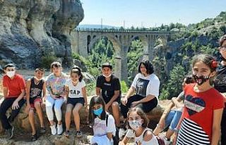 Çocuklar Karaisalı’yı gezdi