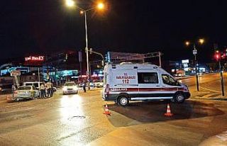 Covid-19 şüphelisi bebek ve annesini taşıyan ambulans...