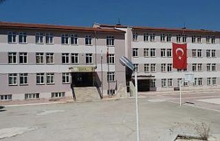 Denizli’de seminer alan bir öğretmende korona...