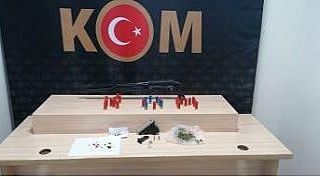 Denizli’de suç örgütü lideri operasyon sonucunda...