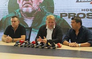 Denizlispor, Robert Prosinecki ile 1 yıllık sözleşme...