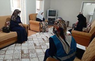 Din görevlisinden evi yanan aileye destek