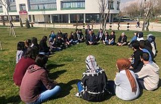 Diplomalarını aldıkları gün iş başı yaptılar