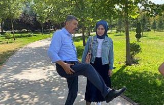 Doktorları darp ettiği iddia edilen akademisyen,...