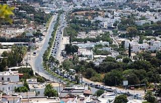 Dönüş yolu kitlendi, Bodrum trafiği durdu