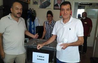 DSP Seyhan İlçe Başkanlığına Erhan Saltuk seçildi