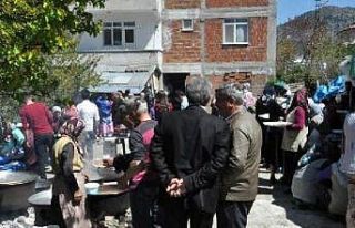 Düğünlerde her türlü yemek ve ikramlan yasaklandı