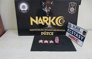 Düzce polisinden uyuşturucu operasyonu