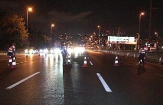 Edirnekapı Metrobüs İstasyonu yeni üst geçit...