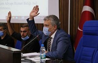 Edremit Belediyesi’nden muhtarlara destek