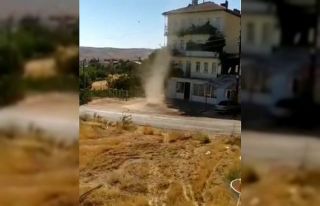 Elazığ’da meydana gelen hortum kamerada