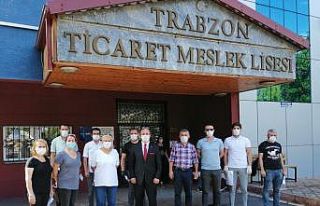 Emlakçı olmak için sınavdan geçtiler