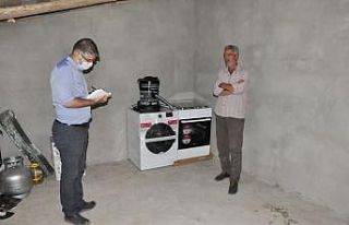 Erciş Kaymakamlığından evi zarar gören vatandaşa...