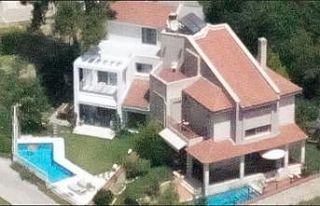 Eski Kuşadası Belediye Başkanı Özer Kayalı’nın...