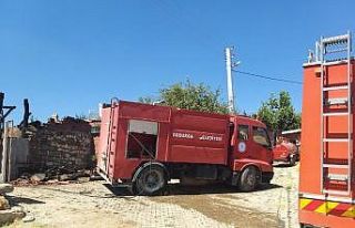 Eskişehir’de ev yangını