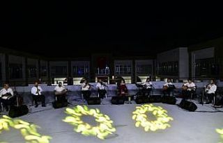 Evde kal, müziksiz kalma