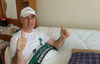 Fatma Kaplan’dan Kocaelispor efsanesine hediye