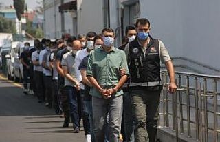 FETÖ’cüler sabit hattan arayacakları askerler...