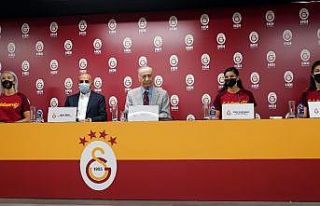 Galatasaray Kadın Voleybol Takımı’ndan 3 imza...