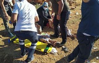 Gaziantep’te 2 otomobil kafa kafa çarpıştı:...