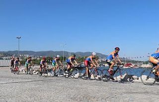 Gölcük Depreminin anısına onlarca kilometre bisiklet...