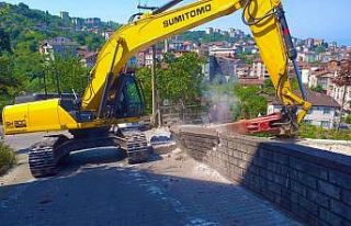 Gülüç Belediyesi yol genişletme çalışması...
