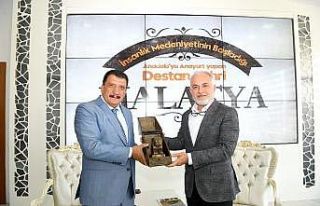 Gürkan’dan Kızılay’ın çalışmalarına övgü
