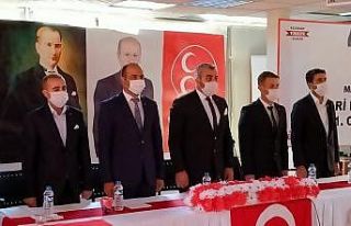 Hakkari MHP İlçe Kongresi’nde Sedat Özbek güven...
