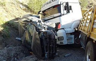 Hakkari’de trafik kazası: 2 yaralı