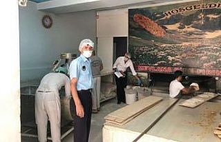 Hakkari’de unlu mamuller denetlendi