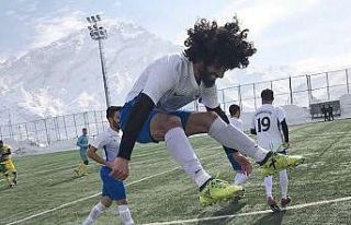 Hakkarigücü bal ligine çıktı