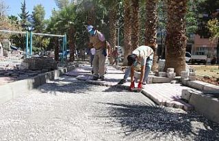 Haliliye’de kilitli parke taşı döşeme çalışmaları...