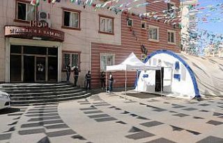 HDP önündeki ailelerin evlat nöbeti 338’nci gününde