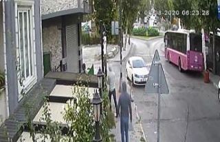 Hırsızlar kaçtı, bekçi kovaladı