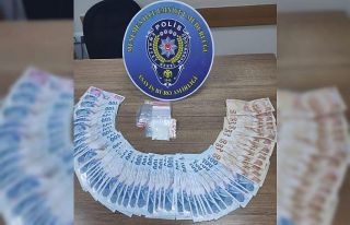 İç çamaşırına sakladığı uyuşturucu madde...