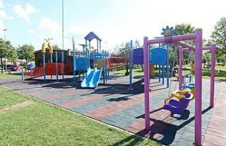 İhsaniye sahil parkına engelli oyun grubu kuruldu