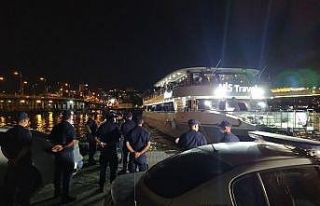 İstanbul Haliç’te teknelerde korona virüs denetimi