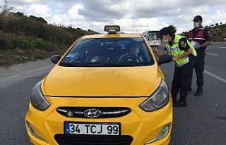 İstanbul İl Jandarma Komutanlığı ekipleri otobüs...