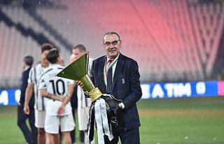 Juventus, Sarri ile yollarını ayırdı