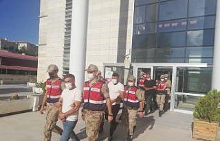 Kablo hırsızları suçüstü yakalandı: 4 tutuklama