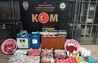 Kaçak ürünlerle birlikte yakayı ele verdiler