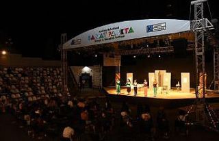 Kadına yönelik şiddet "Mor" oyunu ile...