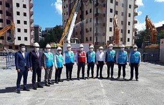 Kağıthane’de riskli bulunan binaların yıkımına...