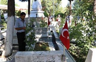 Kahramanmaraş’ta vatandaşların mezarlık ziyareti