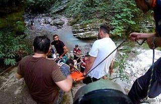 Kanyondaki doğa gezisinde kazayla bitti