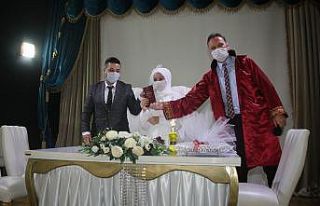 Karaman’da pandemi sürecinde 728 çiftin nikahı...